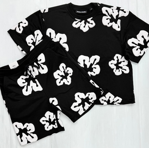 Rebel minds flower/ red/ Black/beige